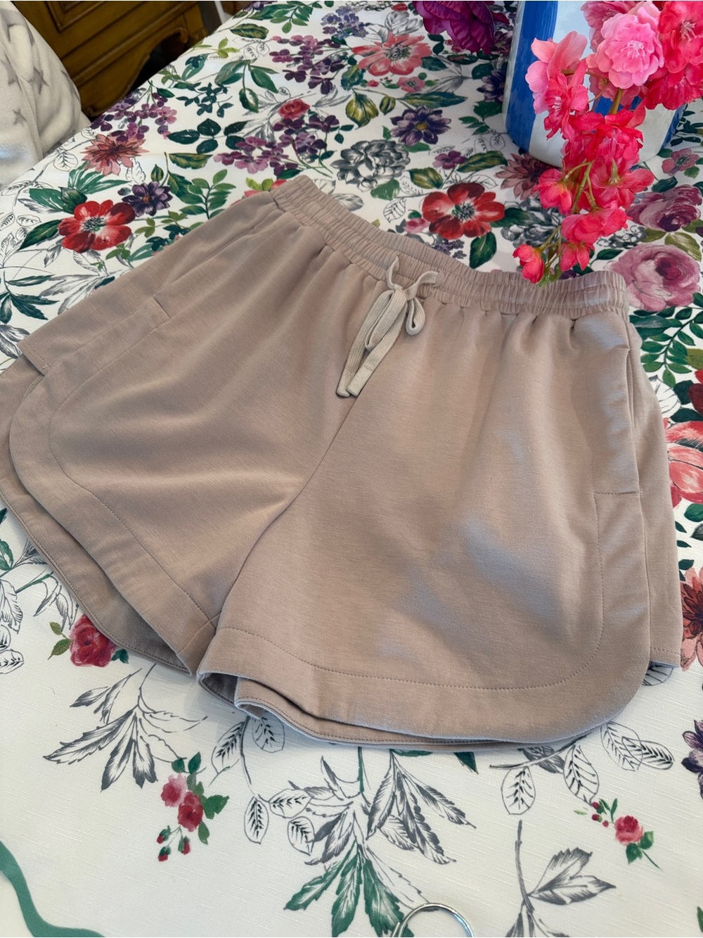 High-Rise Drawstring 2 piece set in Light Taupe - Picture 3 of 6